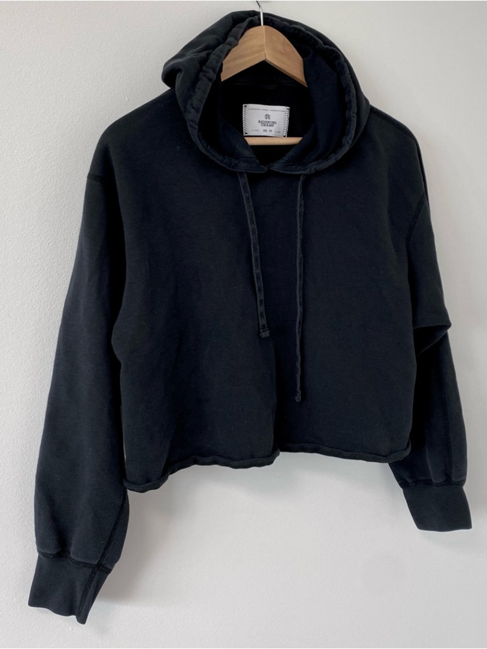 Reigning Champ Cropped Hoodie Black XS Women’s Light Terry Cutoff Raglan Aritzia